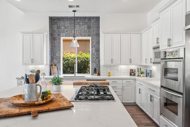 80030 Via Valerosa, La Quinta, CA 92253