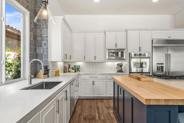 80030 Via Valerosa, La Quinta, CA 92253