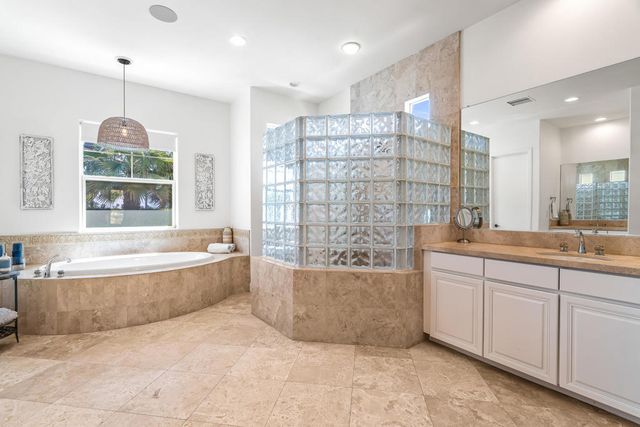 80030 Via Valerosa, La Quinta, CA 92253