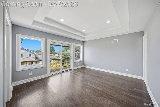 38165 Cherry Lane, Update, MI 48045