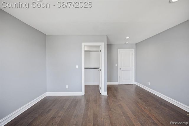 38165 Cherry Lane, Update, MI 48045