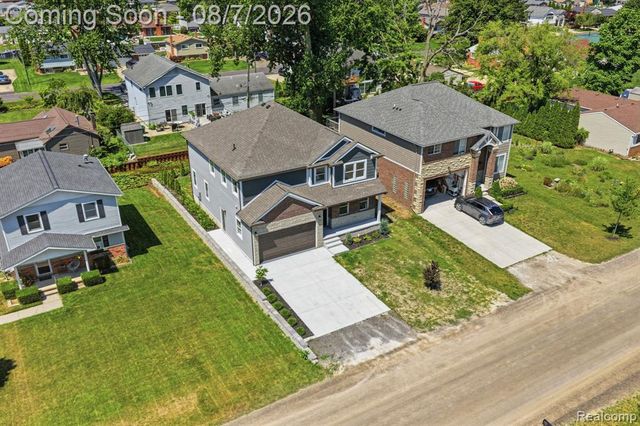 38165 Cherry Lane, Update, MI 48045
