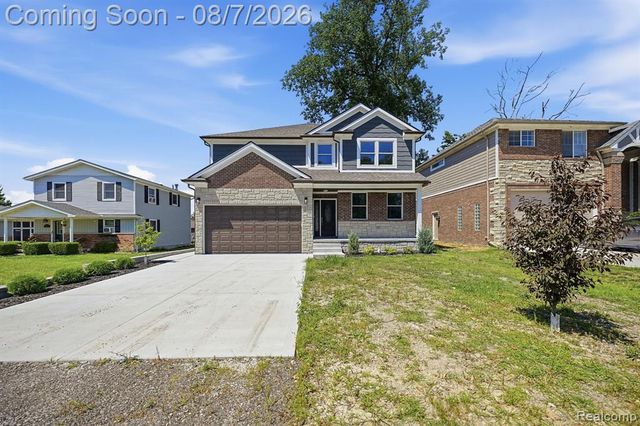 38165 Cherry Lane, Update, MI 48045