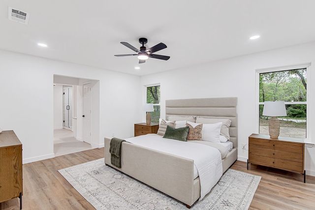 715 Pheasant Run, Burleson, TX 76028