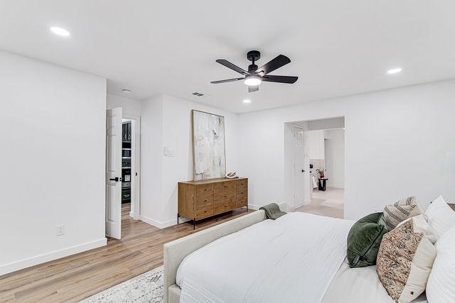 715 Pheasant Run, Burleson, TX 76028