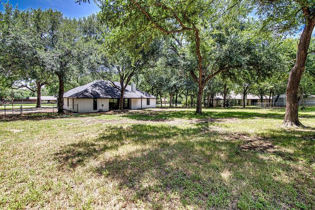 715 Pheasant Run, Burleson, TX 76028