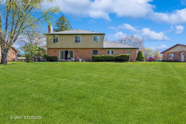 24656 S Willow Brook Trail, Crete, IL 60417