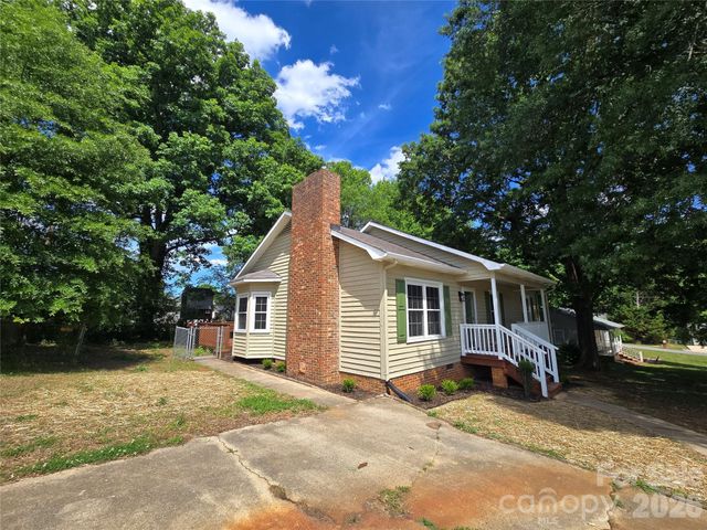 2306 Firmin Court, Gastonia, NC 28056