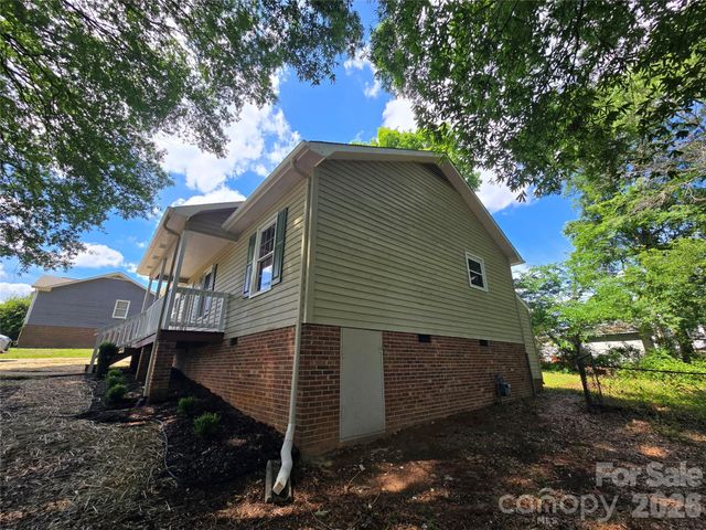 2306 Firmin Court, Gastonia, NC 28056