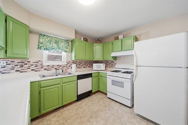 3357 Robinson Road, Jackson, MI 49203