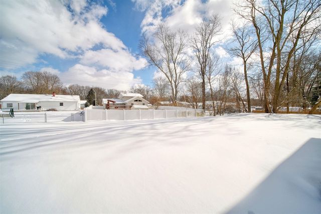 3357 Robinson Road, Jackson, MI 49203