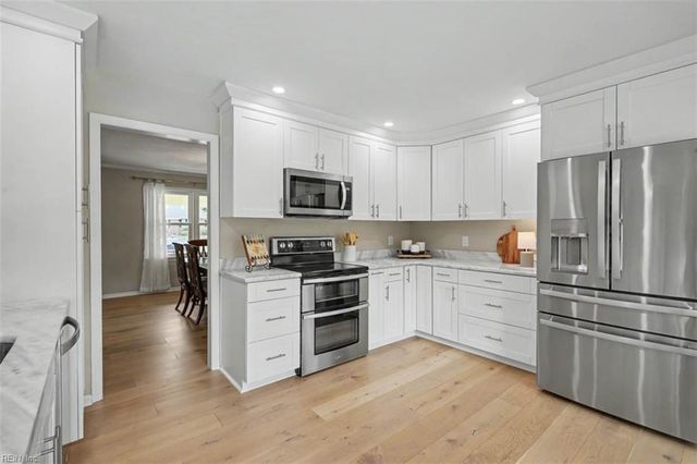 1509 Baycliff LN, Virginia Beach, VA 23454