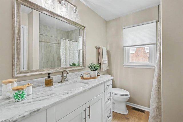 1509 Baycliff LN, Virginia Beach, VA 23454