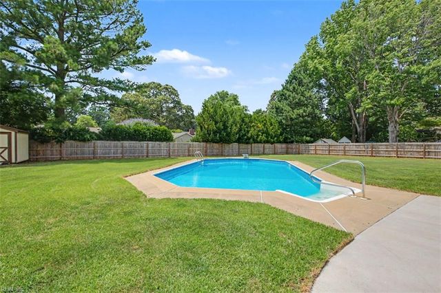 1509 Baycliff LN, Virginia Beach, VA 23454