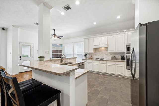 2935 Laurel Mist Court, Kingwood, TX 77345