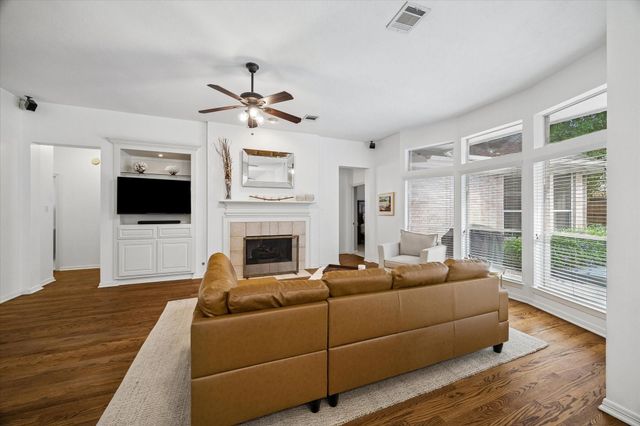 2935 Laurel Mist Court, Kingwood, TX 77345