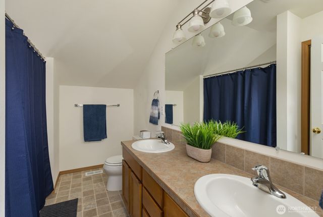 127 Bay Ridge Court, Shelton, WA 98584