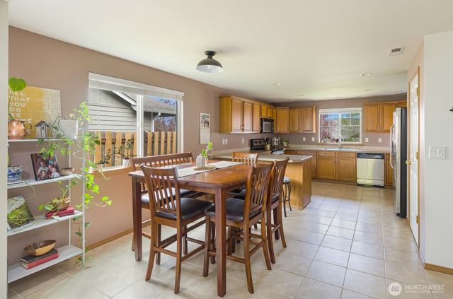 127 Bay Ridge Court, Shelton, WA 98584