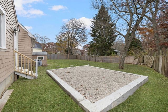 374 Crandall Road, Tiverton, RI 02878