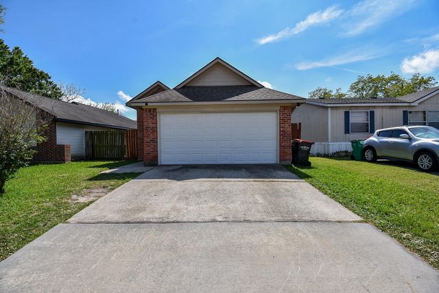 1909 W Texas Avenue, Baytown, TX 77520