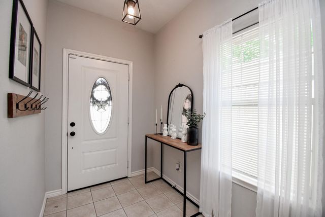 1909 W Texas Avenue, Baytown, TX 77520