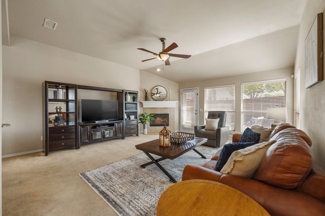 8492 Liverpool Lane, Frisco, TX 75036