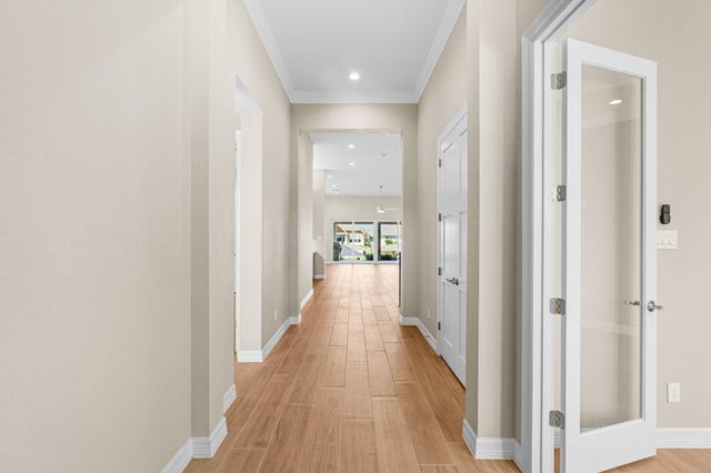 508 Amalfi Drive, Kemah, TX 77565