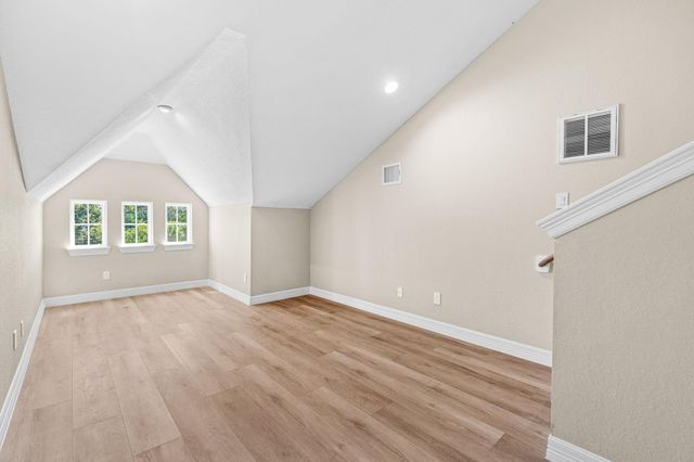 508 Amalfi Drive, Kemah, TX 77565