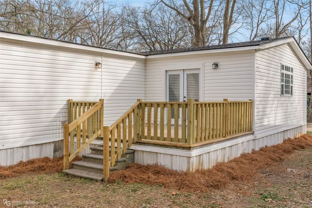 312 Greenwood Street, Mooringsport, LA 71060