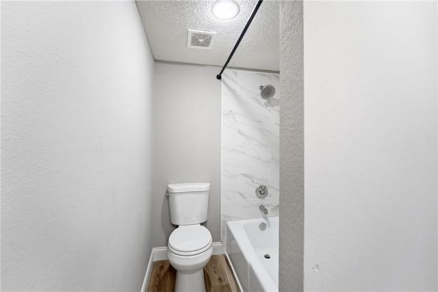 1716 E 97th Street A, Kansas City, MO 64131