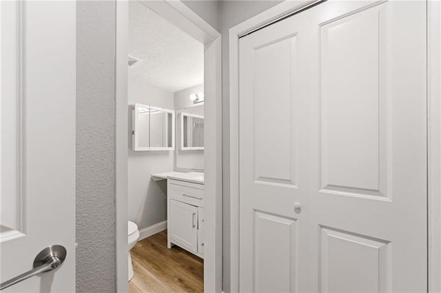 1716 E 97th Street A, Kansas City, MO 64131
