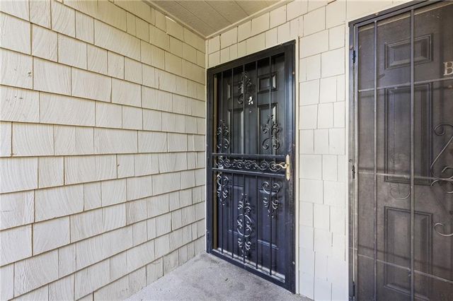 1716 E 97th Street A, Kansas City, MO 64131
