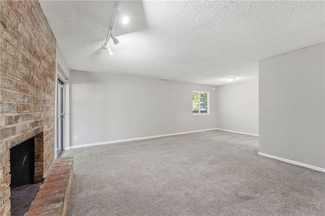 1716 E 97th Street A, Kansas City, MO 64131