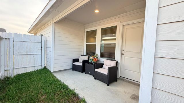 16799 N Marie Village Drive, Conroe, TX 77306