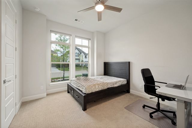 1717 Buttercup Avenue, Aubrey, TX 76227