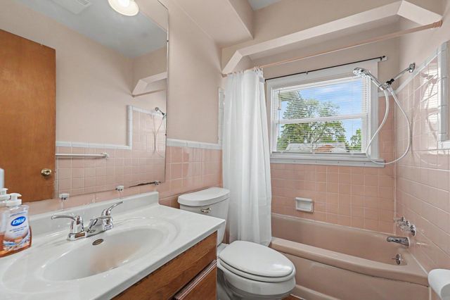 28429 Cleveland, Livonia City, MI 48150
