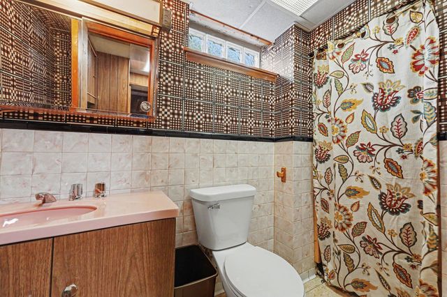 28429 Cleveland, Livonia City, MI 48150