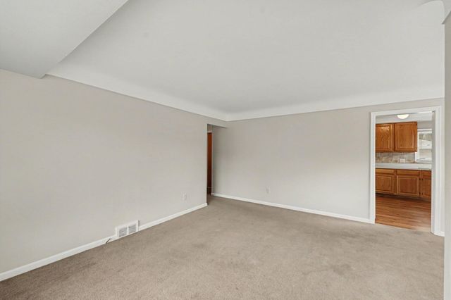 28429 Cleveland, Livonia City, MI 48150