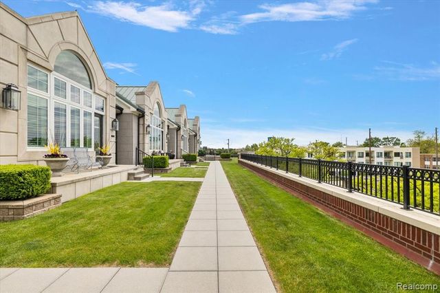 1009 S Washington Avenue 3, Royal Oak, MI 48067