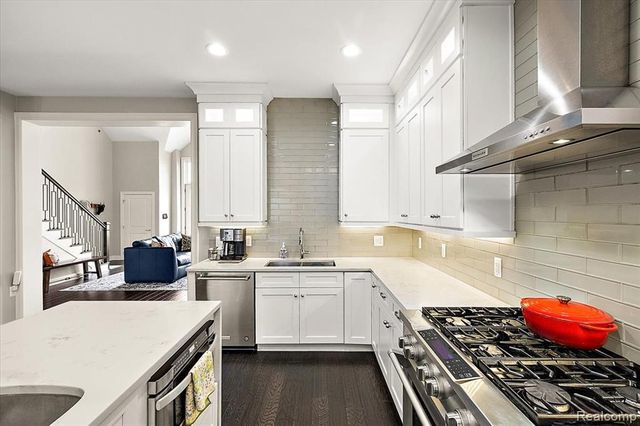 1009 S Washington Avenue 3, Royal Oak, MI 48067