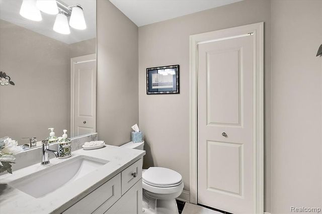 1009 S Washington Avenue 3, Royal Oak, MI 48067