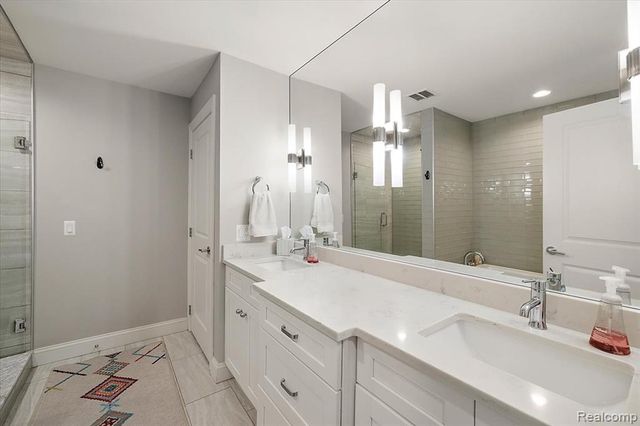 1009 S Washington Avenue 3, Royal Oak, MI 48067