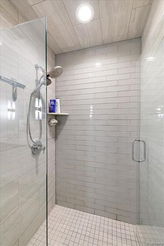 1009 S Washington Avenue 3, Royal Oak, MI 48067