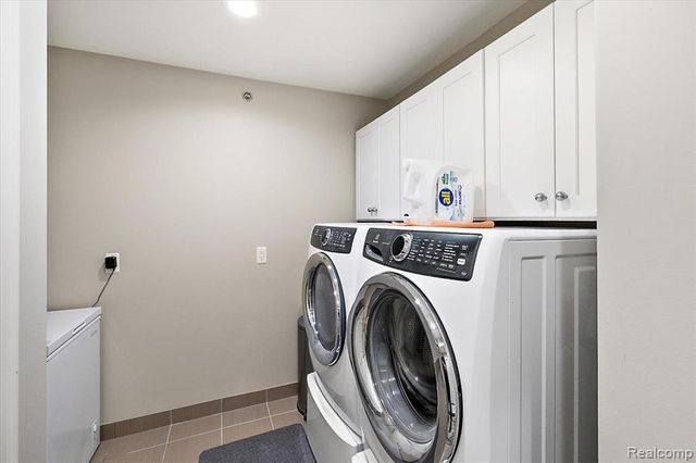 1009 S Washington Avenue 3, Royal Oak, MI 48067