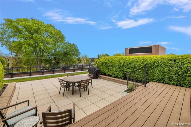 1009 S Washington Avenue 3, Royal Oak, MI 48067