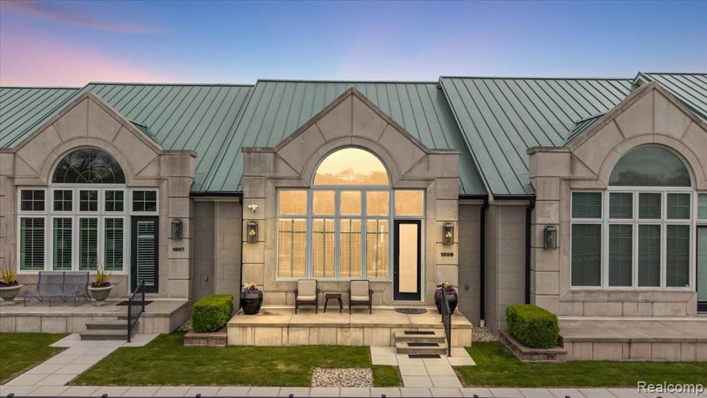 1009 S Washington Avenue 3, Royal Oak, MI 48067