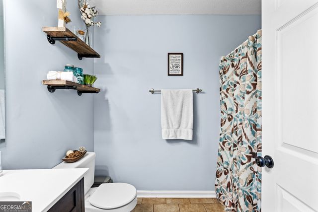 249 Reed Road, West Point, GA 31833