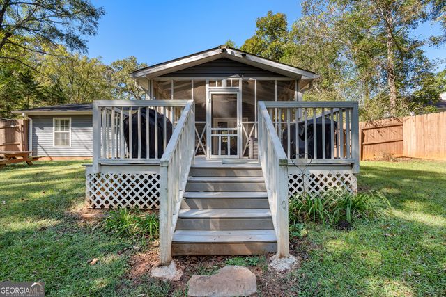 249 Reed Road, West Point, GA 31833