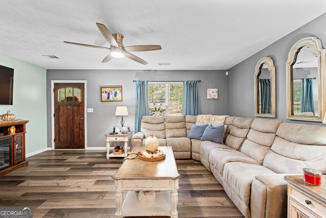 249 Reed Road, West Point, GA 31833