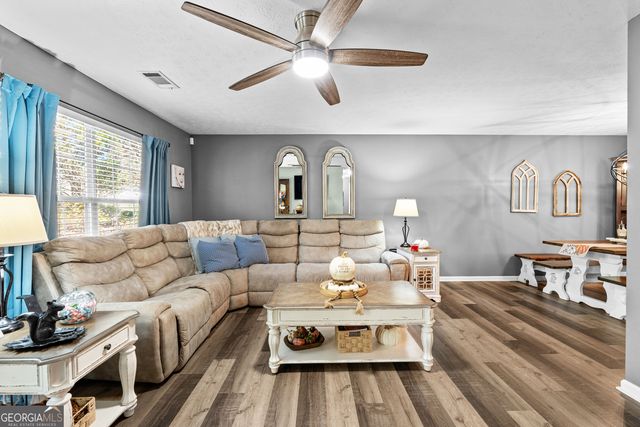 249 Reed Road, West Point, GA 31833